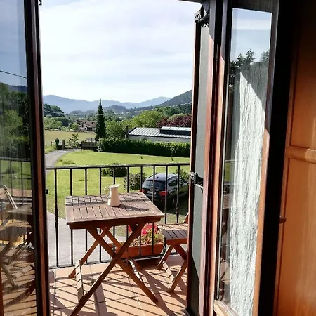 Ecohotel Rural Angiz منزل ريفي *