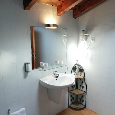 Ecohotel Rural Angiz *